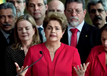 Dilma não devolveu itens do acervo pessoal nem pagou pelos objetos, aponta TCU