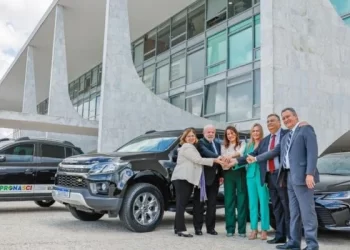 Governo Lula faz megaevento de entrega de viaturas compradas por Bolsonaro