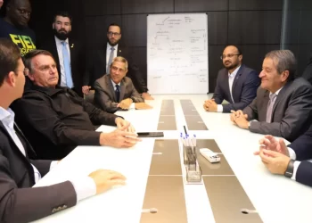 Bolsonaro a parlamentares do PL: “A bola está com vocês”