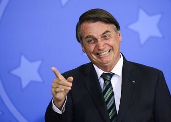 Eleitorado de Bolsonaro registra novo crescimento nas redes sociais; esquerda encolhe