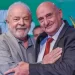 Quem é o ministro de Lula que estava no Planalto durante ato?