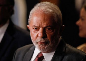 Partido da direita de Portugal convoca manifestação contra Lula