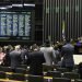 Após acordo, Congresso mantém veto de Bolsonaro à correção anual do piso da enfermagem