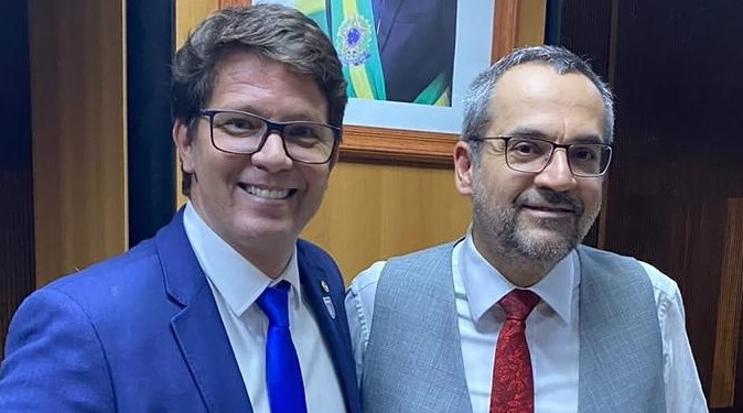 Abraham Weintraub e Mário Frias são punidos pela Comissão de Ética Pública
