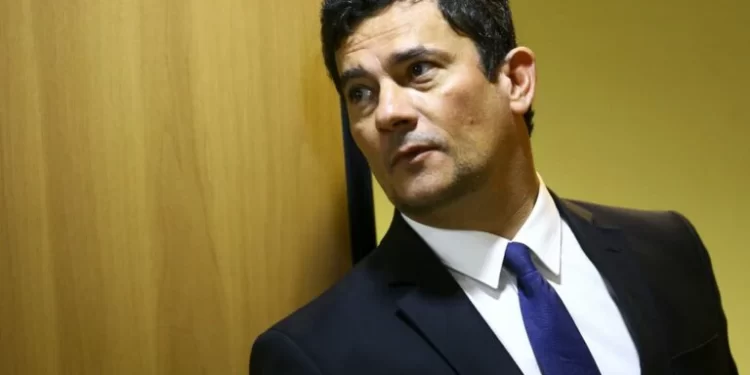 Moro sobre Lula: “Planeja nova derrama contra os brasileiros”