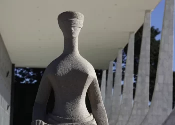 STF começa a julgar ações que podem anular mandatos de pelo menos 7 deputados federais