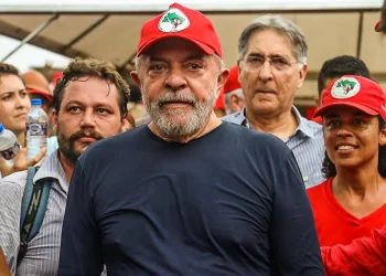 Advogados esquerdistas oferecem ajuda ao MST para enfrentar CPI