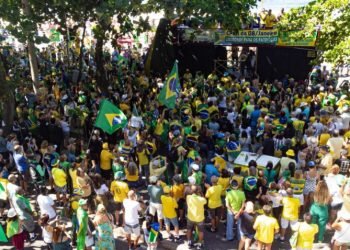 Ato contra Lula marca o Dia do Trabalhador no Rio de Janeiro