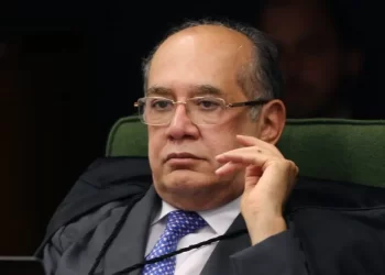 Estadão: ‘Não cabe ao STF regular redes sociais’