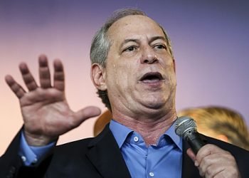 Ciro Gomes diz que “todo mundo está roubando” no governo