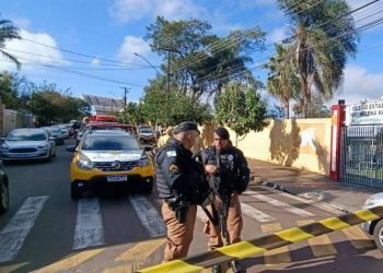 Menina é morta em ataque em escola do Paraná