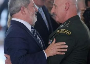 Atos: GDias mandou esconder do Congresso alertas da Abin