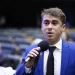 Nikolas protocola ação popular contra a ida de Zanin para o STF