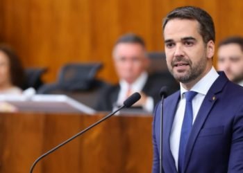 Eduardo Leite entra com ação contra Jean Wyllys