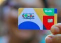 Bolsa Família paga valor menor e a menos famílias em julho