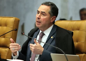 Barroso chama traficantes de pequenas quantidades de drogas de ‘meninos’