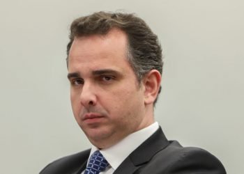 Pacheco decide levar PEC que limita decisões do STF ao plenário