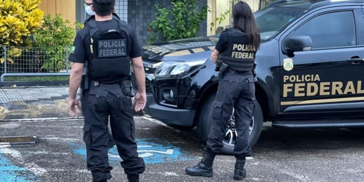 PF faz megaoperação contra PCC em SP para prender suspeitos de planejar atentados contra autoridades