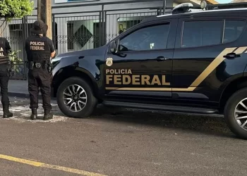 Polícia Federal cumpre 18 mandados de busca em nova fase da Operação Lesa Pátria