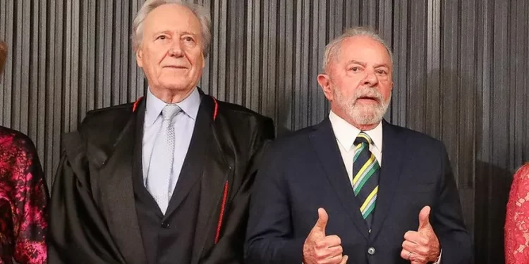 Lewandowski aconselha Lula a ignorar decisão do Congresso e manter ‘saidinha’ da cadeia em datas comemorativas