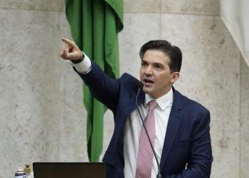 Rubinho Nunes versus Lula