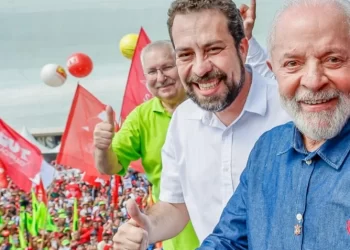 Lula comete crime eleitoral explícito em ato do 1º de Maio