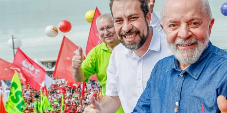 Lula comete crime eleitoral explícito em ato do 1º de Maio