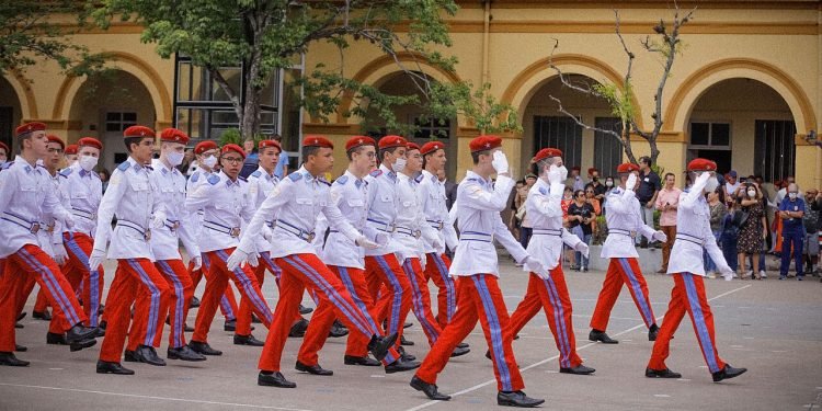 Justiça obriga cotas raciais e sociais em colégios militares