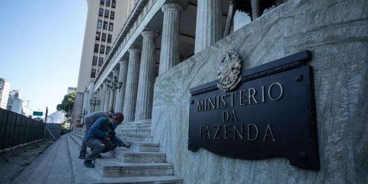 Fazenda Lança Plataforma para Saque de Valores Esquecidos do PIS/Pasep – Saiba Como Resgatar