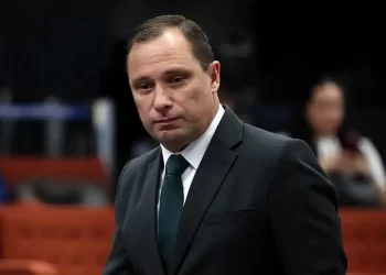 Mauro Cid é preso pela Polícia Federal