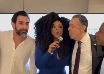 Apenas em maio, Barroso participou de 6 eventos patrocinados por empresas com processo no STF