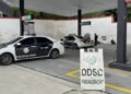 Operação da Polícia Civil de São Paulo cumpre mandados em postos de combustíveis suspeitos de ligação com o Primeiro Comando da Capital (PCC) no litoral de SP