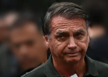 Defesa de Bolsonaro prepara novo recurso ao STF até o fim da semana