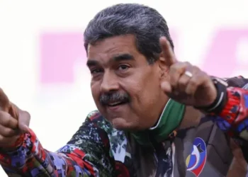 Maduro pede paz a Trump após ameaças: “Chega de guerras injustas”
