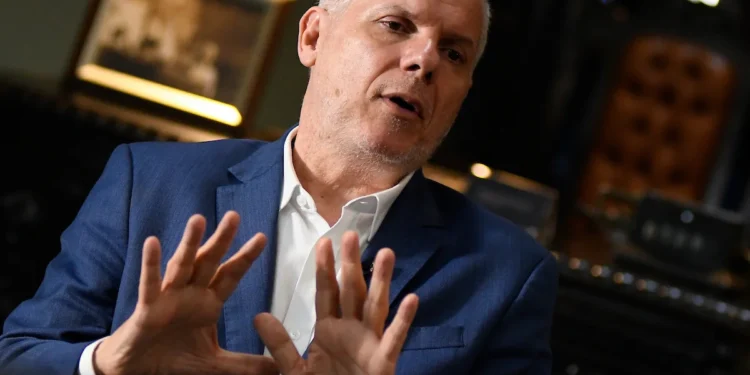 Quem é Alessandro Stefanutto, ex-presidente do INSS preso em operação da PF contra descontos ilegais