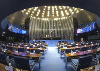Senado acelera discussão da nova lei do impeachment para 2025