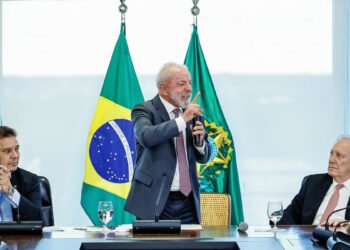 Lula diz que prioridade da segurança pública deve ser atingir “cobertura” e não apenas matar pessoas em favelas