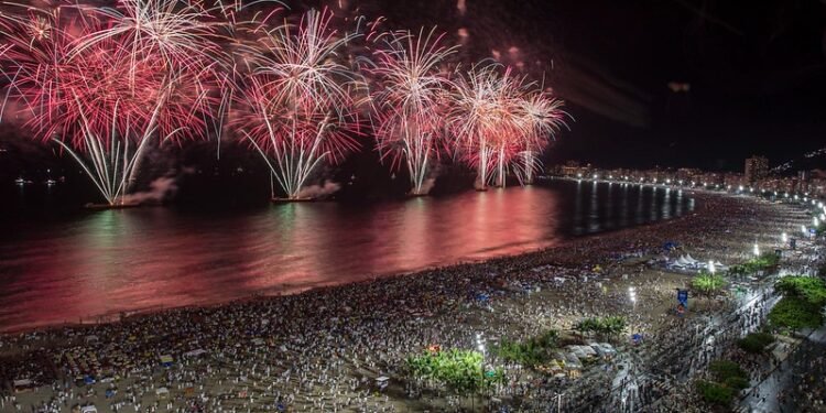 Réveillon 2026 no Rio reuniu 5,1 milhões de pessoas em 13 palcos pela cidade