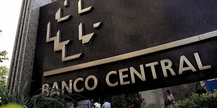 Banco Central amplia medidas no caso Master e liquida gestora de recursos