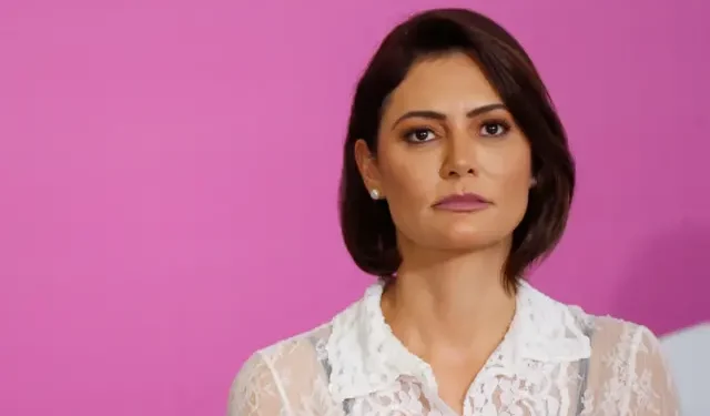 Aliança entre Michelle Bolsonaro e Nikolas Ferreira expõe tensão com Eduardo e amplia disputa na direita