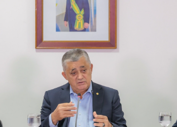 Ministro de Lula defende possível aumento da dívida para proteger população de crise global