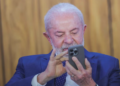 Lula sinaliza nova regulação digital às vésperas das eleições e fala em “soberania” online