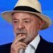 Lula é confrontado sobre fake news envolvendo Flávio Bolsonaro e Nossa Senhora Aparecida